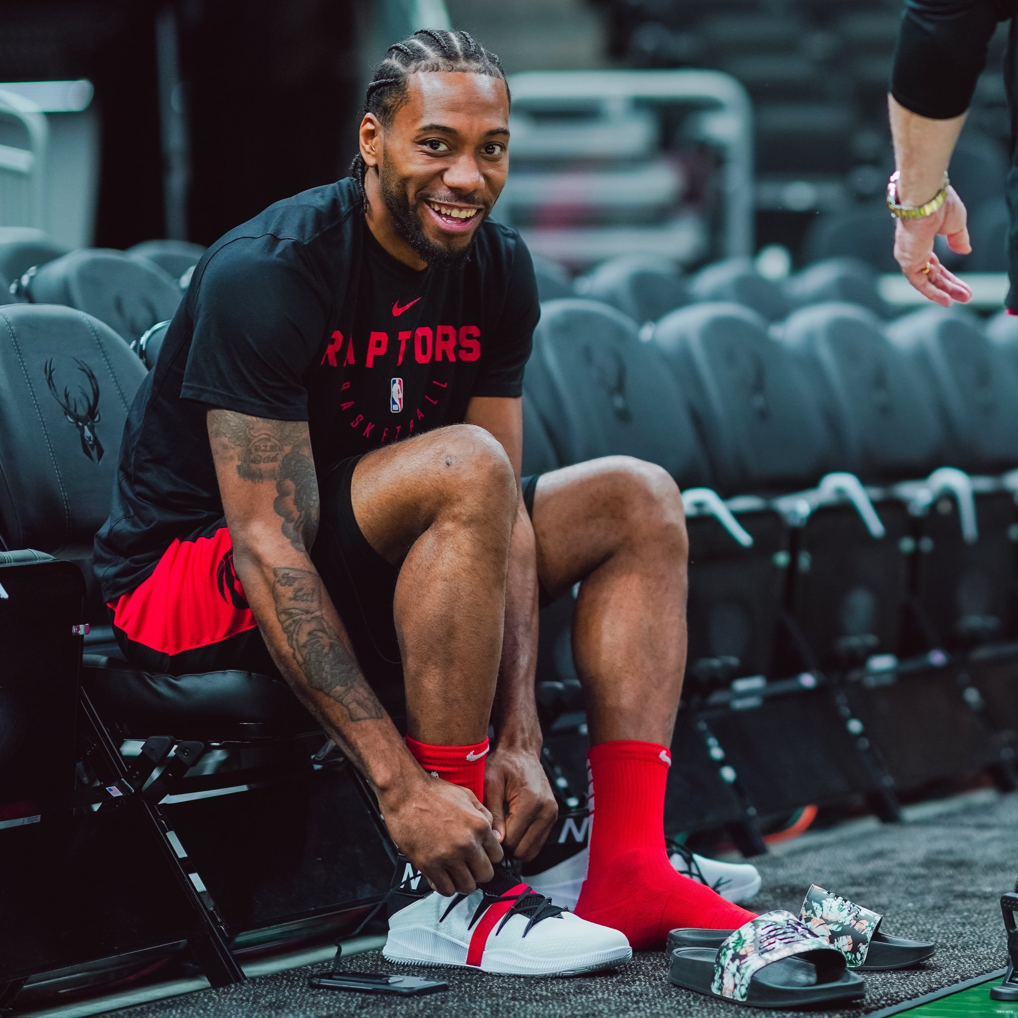 的场面主动 的场面主动