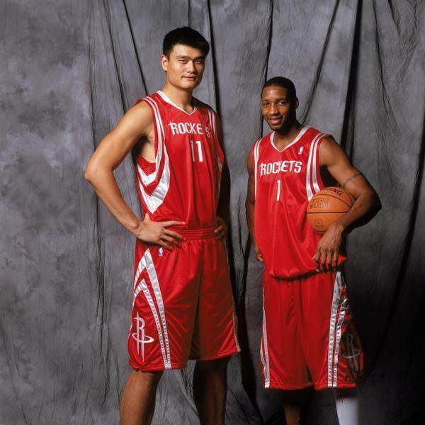 相比之下 相比之下